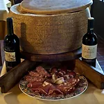 San Lucchese Hotel
