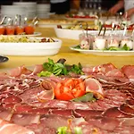 San Lucchese Hotel