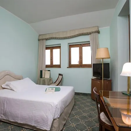 San Lucchese 4* Poggibonsi