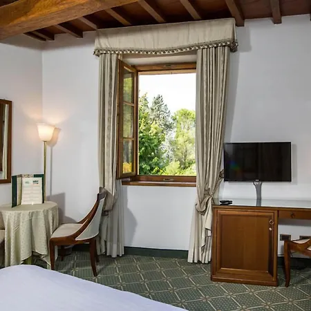 Hotel San Lucchese 4*