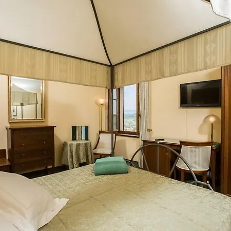San Lucchese Hotel