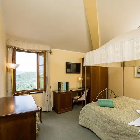 San Lucchese Hotel 4*