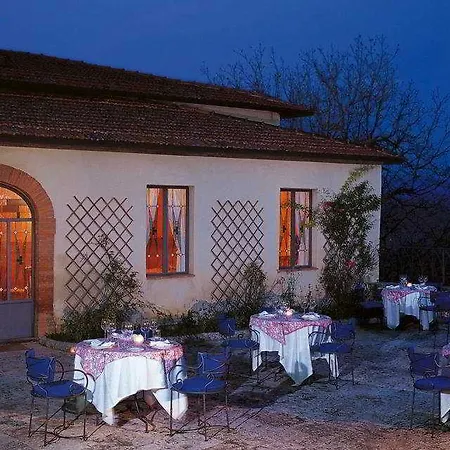 Hotel San Lucchese