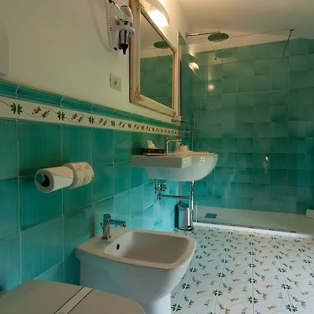San Lucchese Hotel 4*