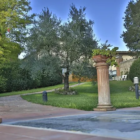San Lucchese Hotel 4*