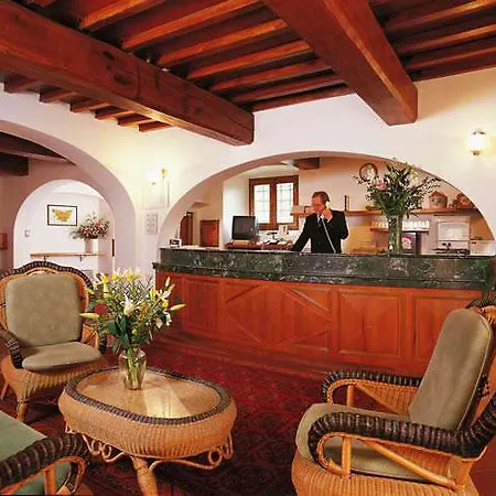 Hotel San Lucchese